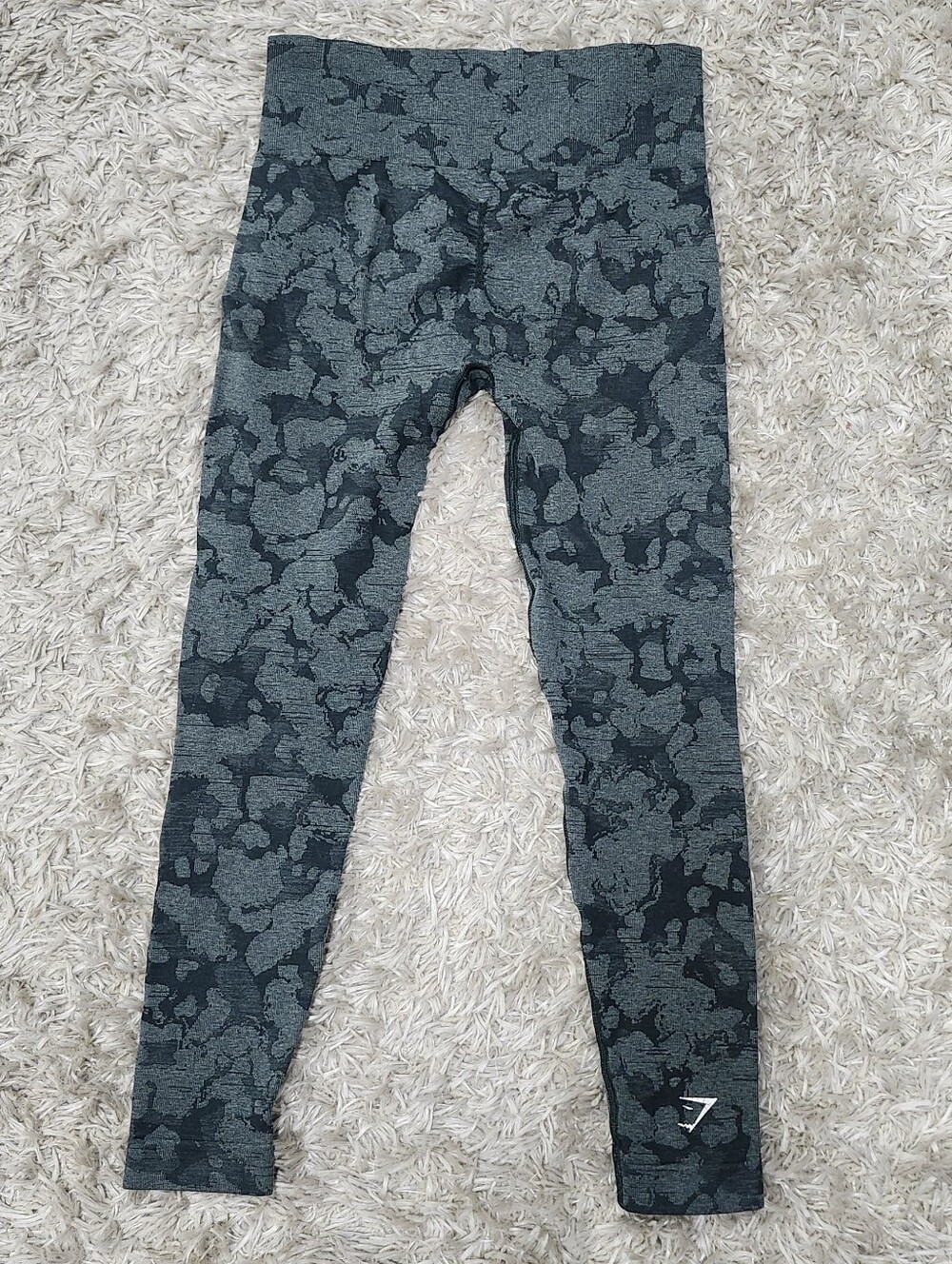 NVGTN and GYMSHARK Leggings Sz XSMALL and SMALL - Picture 13 of 16
